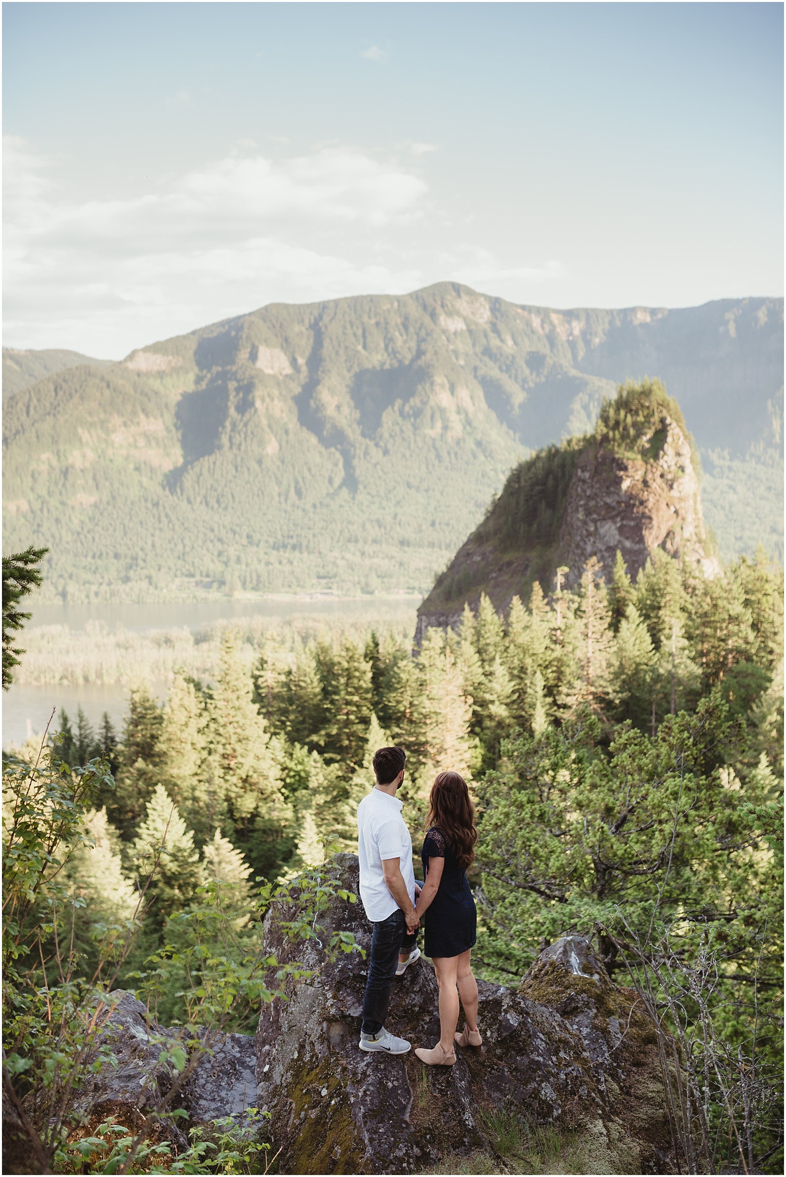 Engagement shoot with a view of the Columbia River Gorge